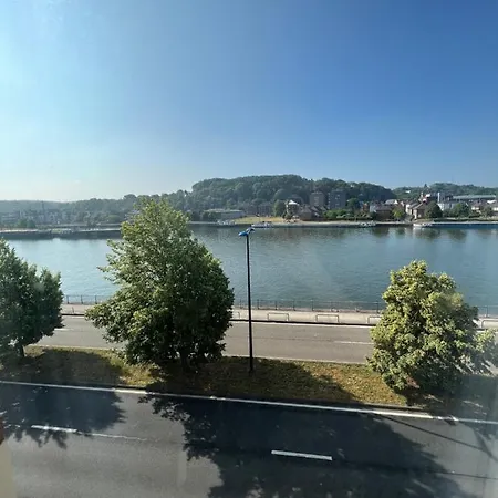 Riverbank * Ναμούρ